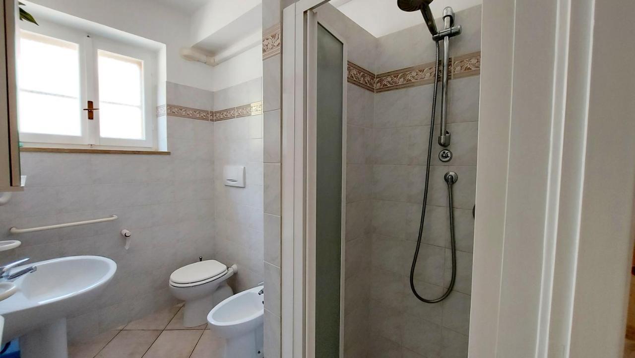 Narcisa Patio Apartment Bardolino Buitenkant foto